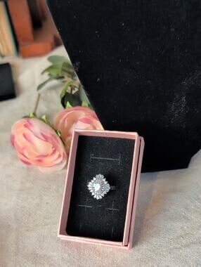 Sterling Silver CZ Halo Ring Y2K Princesscore Cocktail Ring Glam Coquette